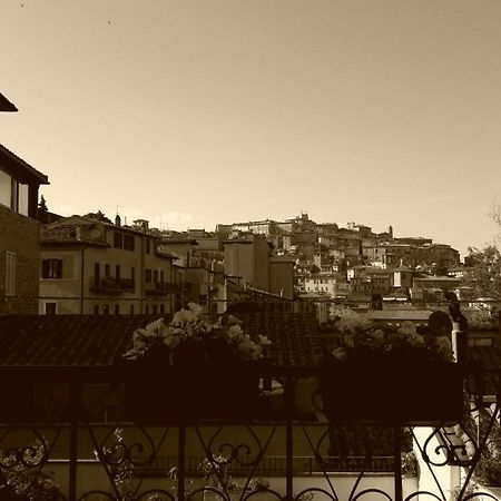 Via Piantarose, 12 Apartamento Perugia Exterior foto